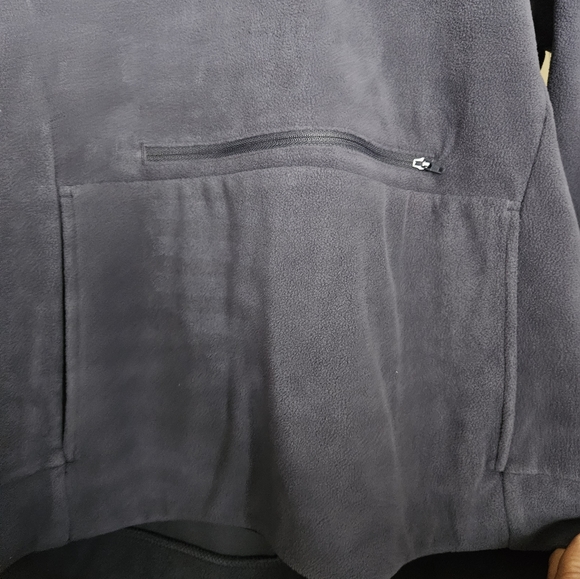 Hooded fleece - Picture 4 of 6